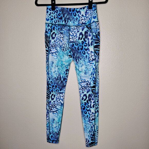 Constantly Varied Gear XS Wild Thing Blue Animal Print Leggings Pockets - Picture 6 of 10